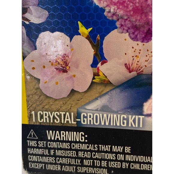 National Geographic Crystal Garden Kit - Includes Genuine Geode Specimen Crystal - Picture 5 of 7
